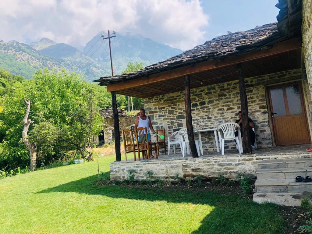 Guest House Qafe Dardha - Tomorr National Park Qafe Dardhe Exteriér fotografie